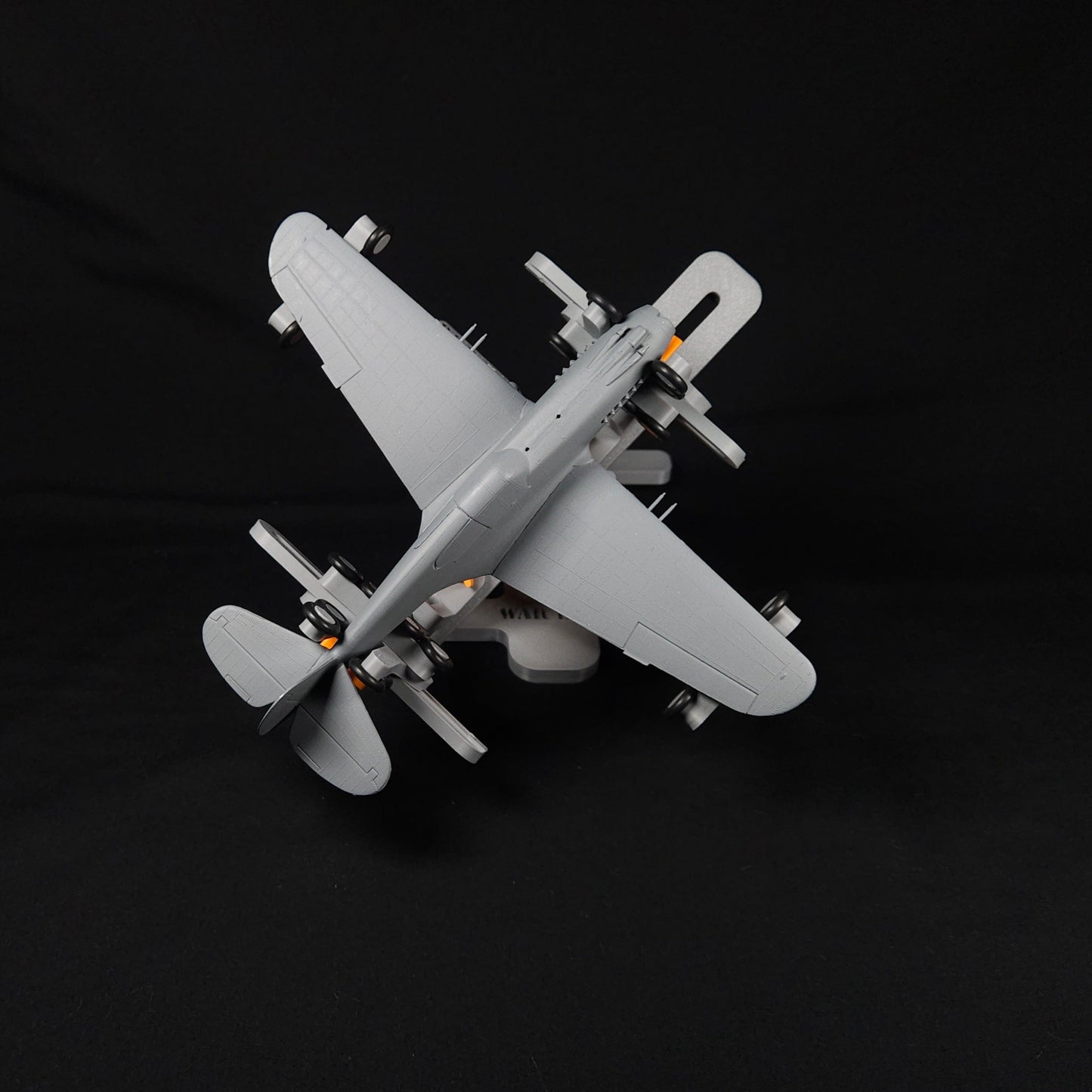 Ultimate Grip Model Airplane Stand